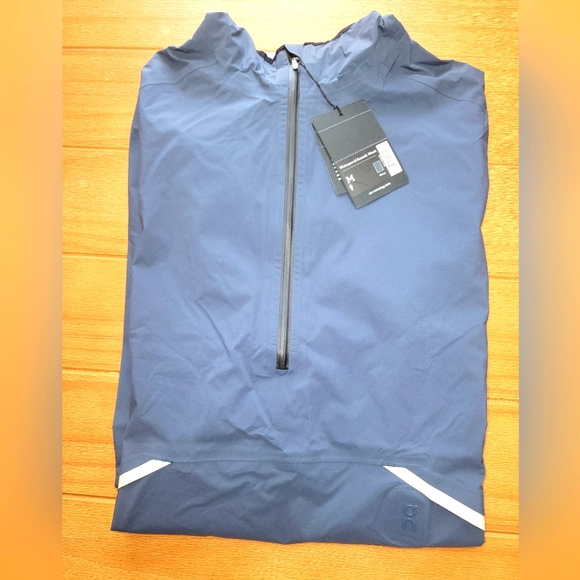 On Running Waterproof Anorak Jacket - Navy - Size Medium - Picture 7 of 8